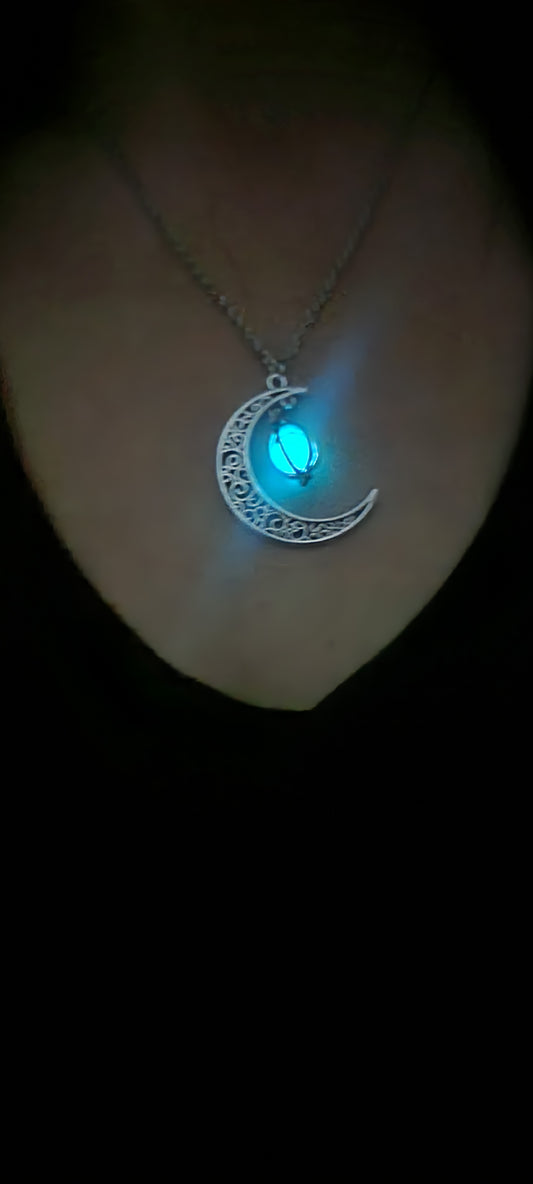 Glowing Moonstone Goddess Necklace w/Gift Box